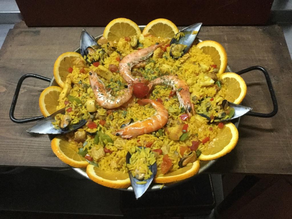 Los Cazadores Bed and Breakfast El Gastor Εξωτερικό φωτογραφία