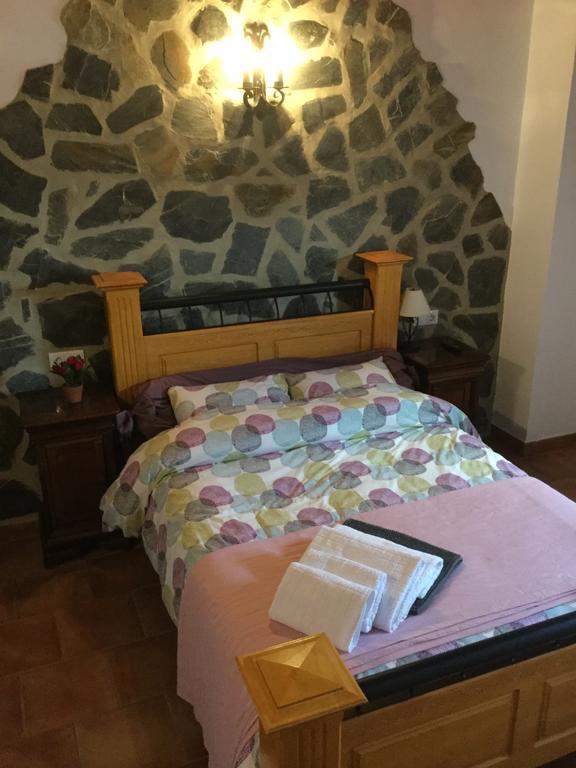 Los Cazadores Bed and Breakfast El Gastor Εξωτερικό φωτογραφία